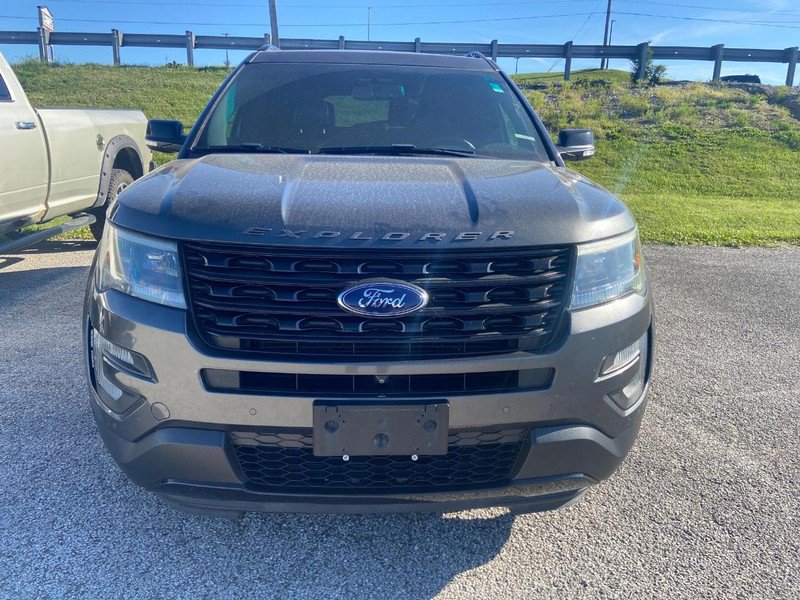 Used 2016 Ford Explorer Sport w/ Equipment Group 401A AWD/4WD image 3