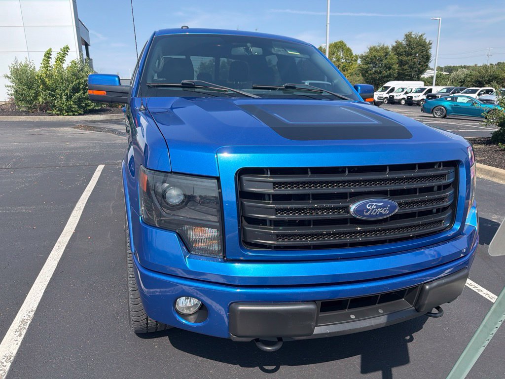 Used 2014 Ford F150 FX4 w/ Equipment Group 402A Luxury AWD/4WD image 2