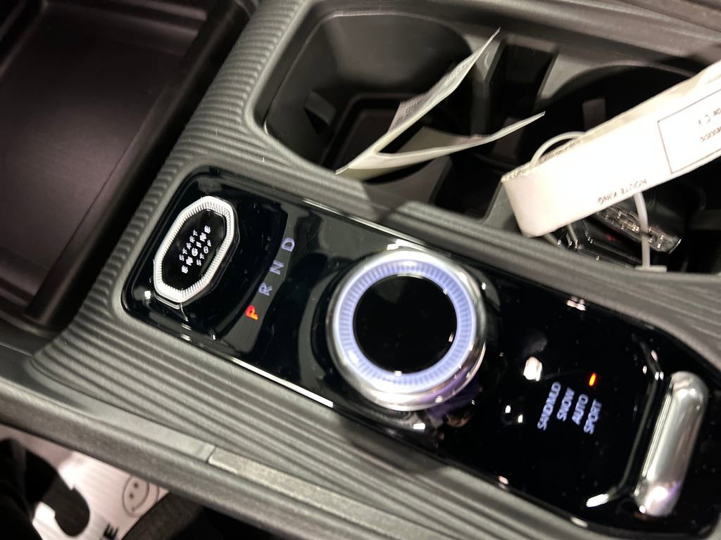 New 2026 Jeep Cherokee Laredo AWD/4WD image 18