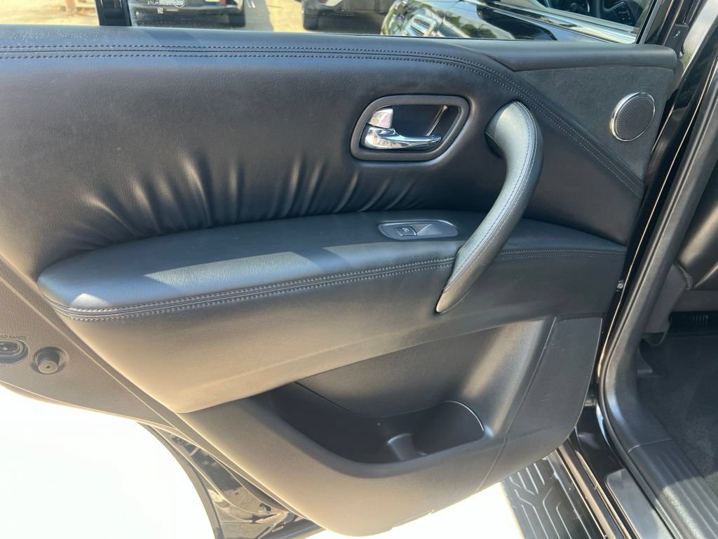 Certified 2023 Nissan Armada SL w/ Midnight Edition Package AWD/4WD image 11