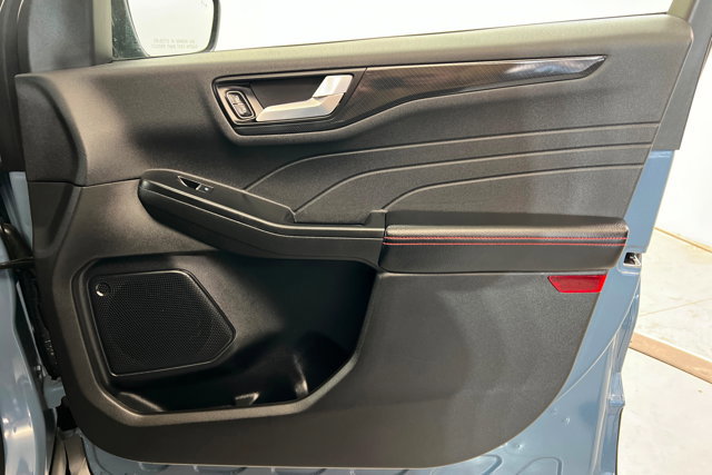 Used 2025 Ford Escape ST-Line Select image 23