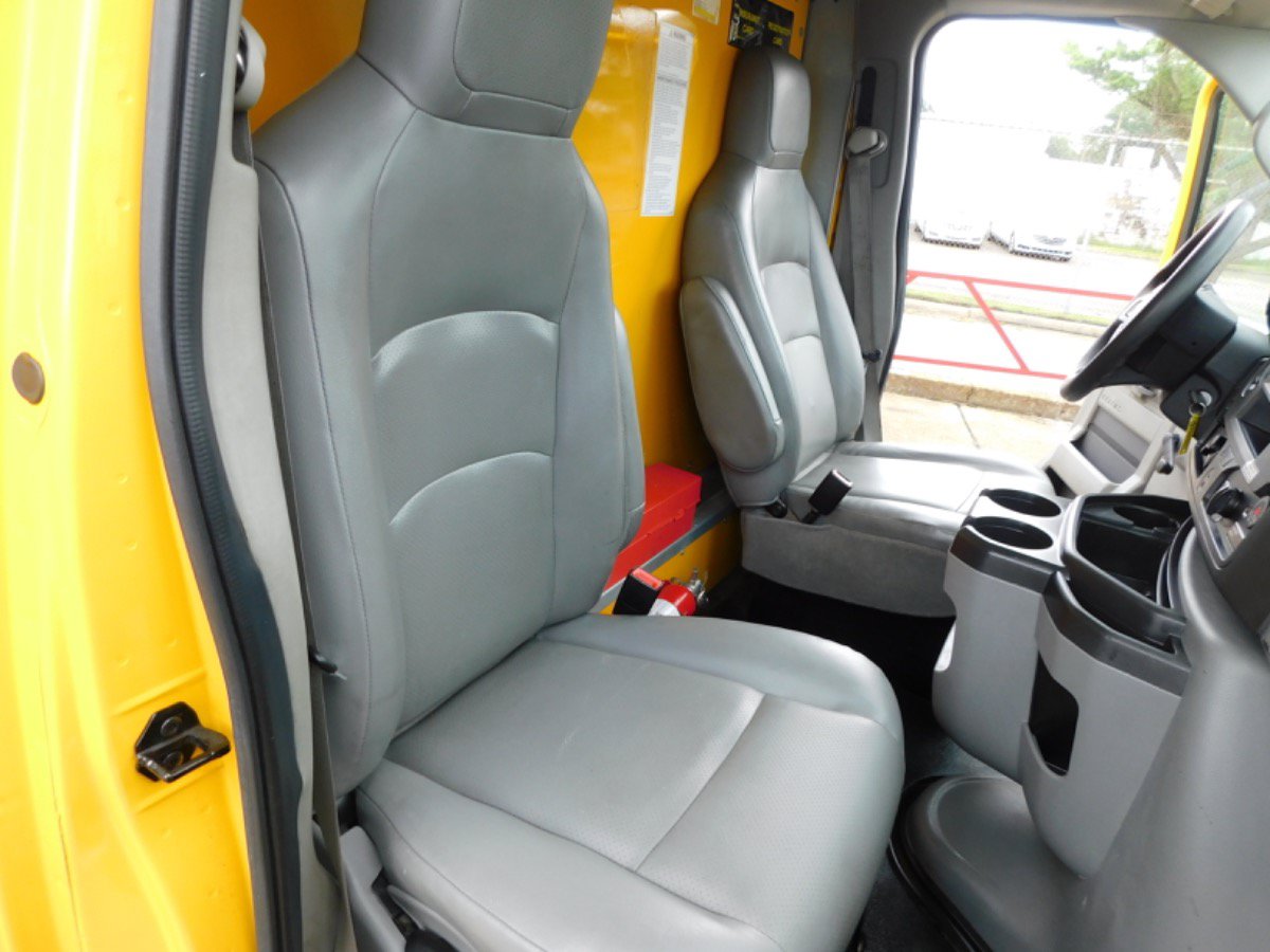 Used 2021 Ford E-350 and Econoline 350 Super Duty RWD image 19