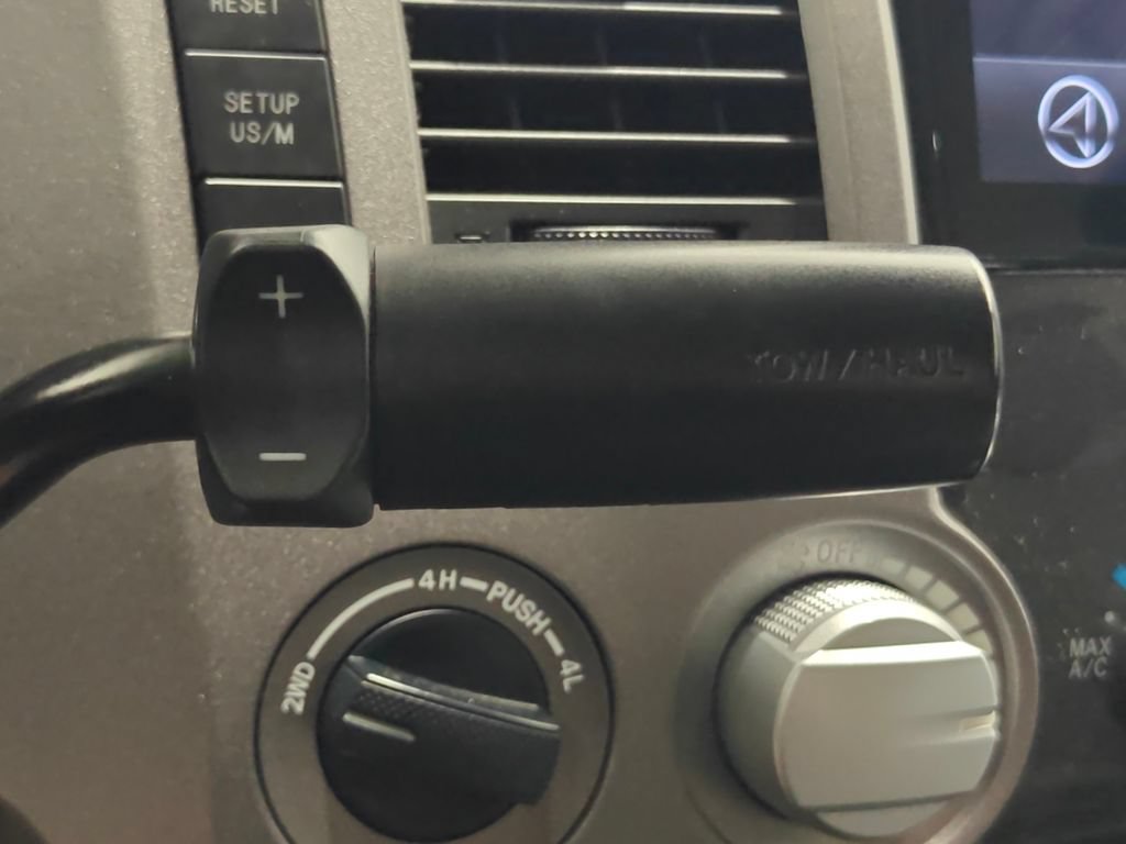 Used 2012 Toyota Tundra 4x4 CrewMax w/ Tow Pkg image 43