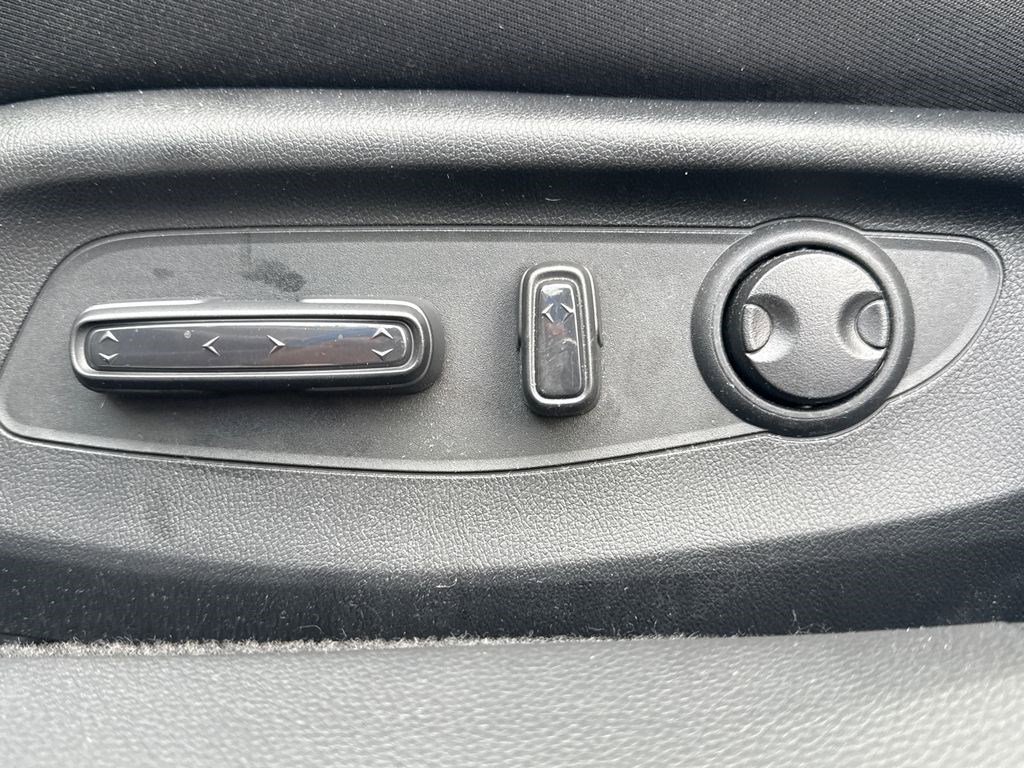 Certified 2025 Honda Accord SE image 21