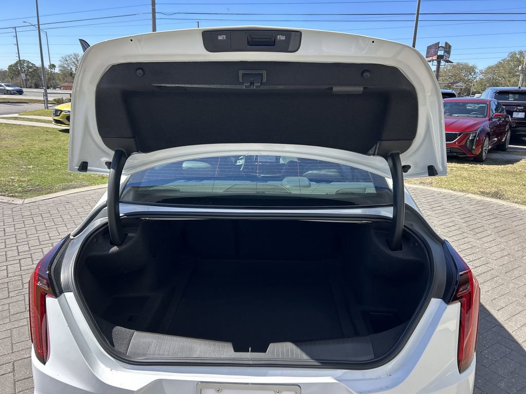 New 2026 Cadillac CT4 Luxury image 10