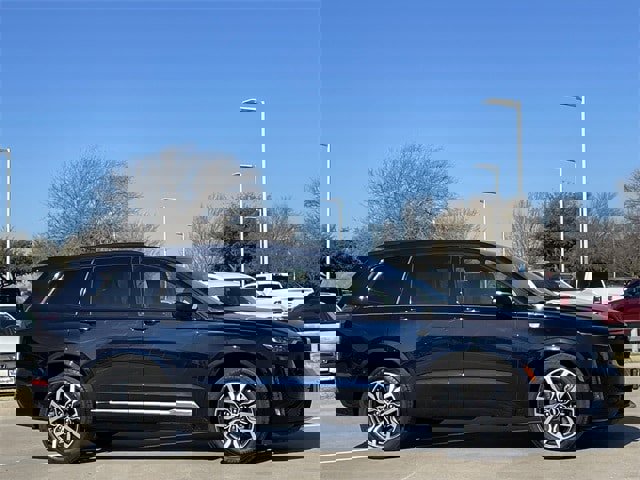 Used 2021 Cadillac XT6 Sport w/ Platinum Package image 3