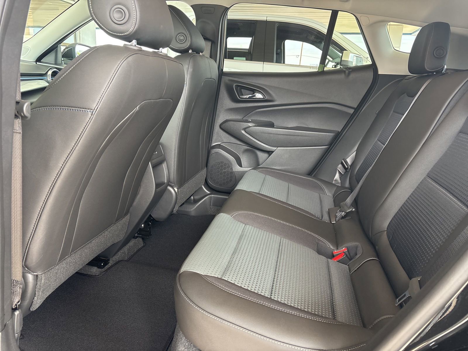 New 2026 Chevrolet Trax LT w/ Driver Confidence Package FWD image 14