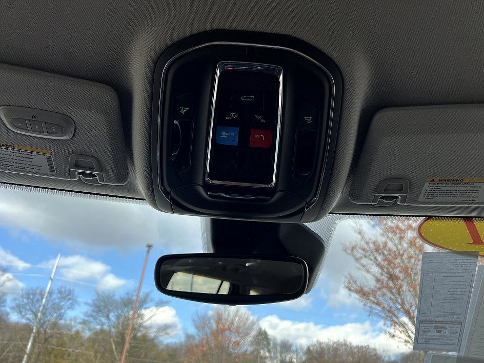 Used 2021 Jeep Grand Cherokee L Limited image 28