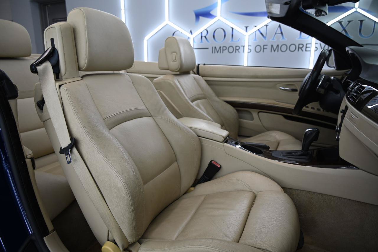 Used 2012 BMW 328i Convertible RWD image 23