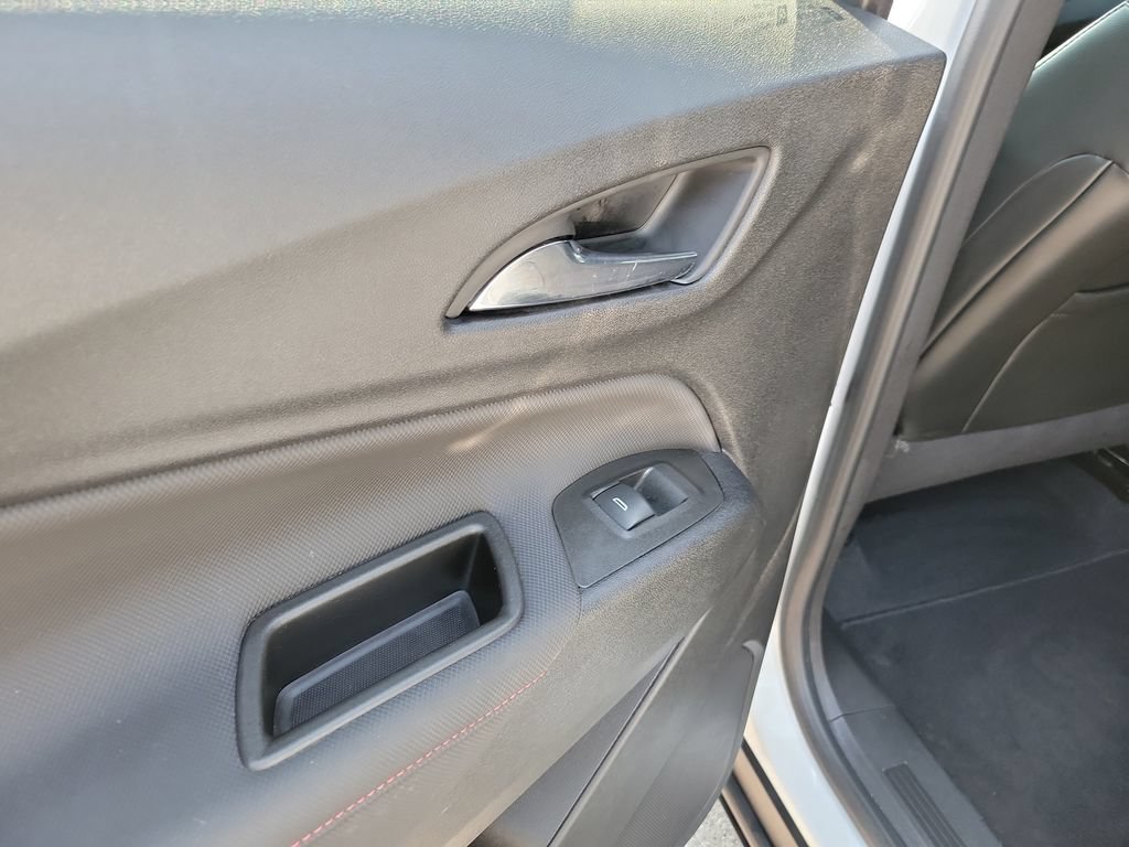 Used 2022 Chevrolet Equinox RS FWD image 18
