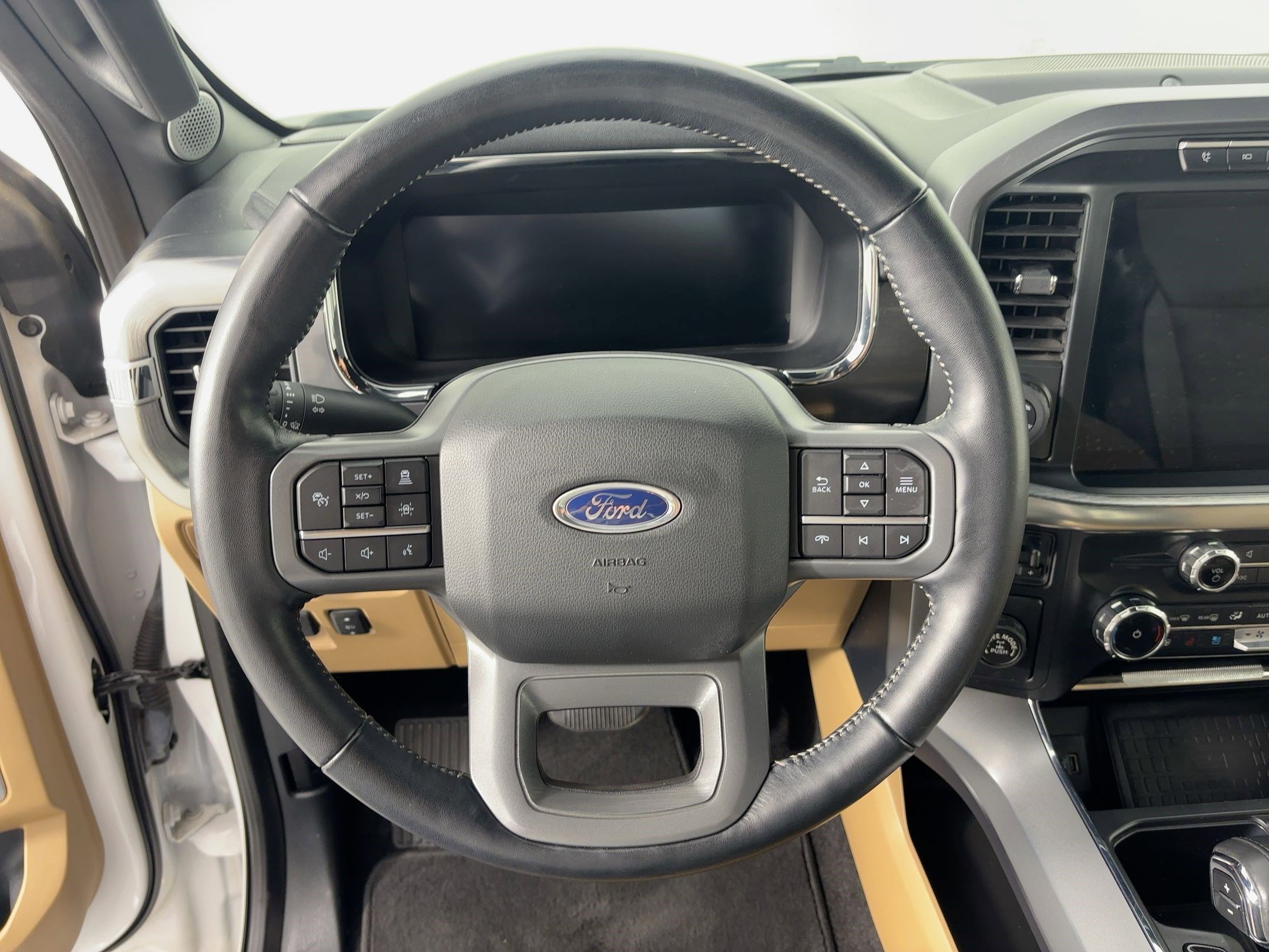 Used 2022 Ford F150 Lariat w/ Equipment Group 502A High image 18