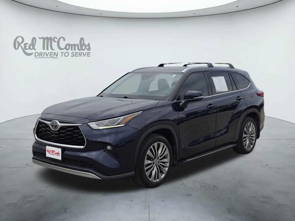 Used 2020 Toyota Highlander Platinum FWD image 1