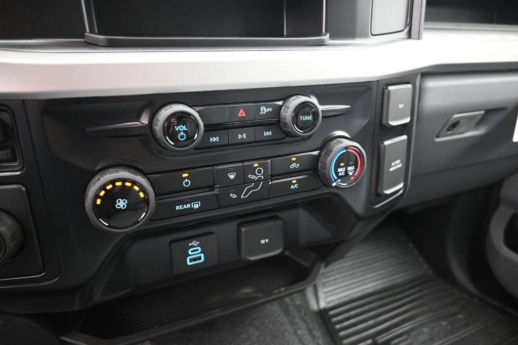 New 2026 Ford F350 XL w/ XL Chrome Package RWD image 14