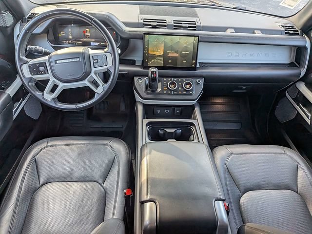 Used 2023 Land Rover Defender 130 SE AWD/4WD image 15