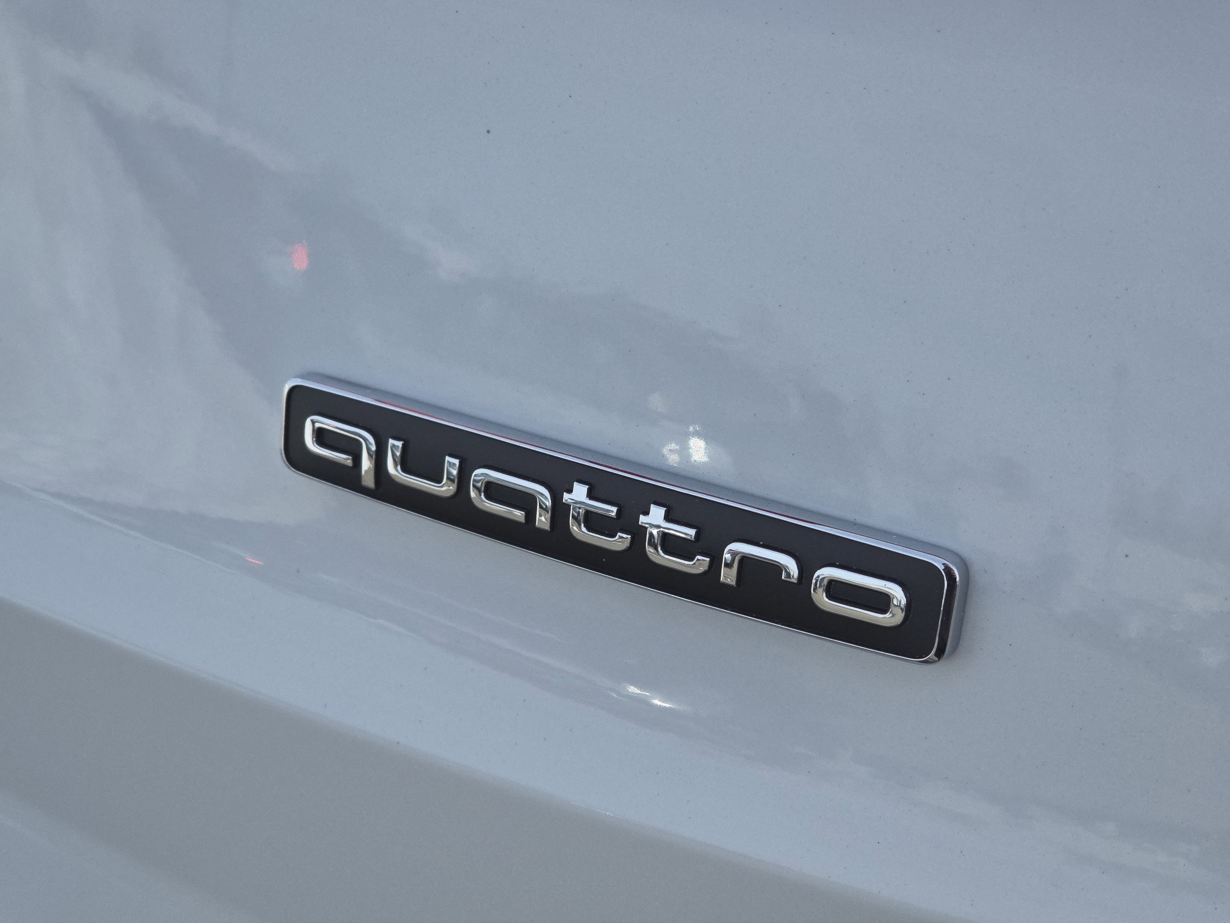 New 2025 Audi Q3 2.0T Premium Plus image 11