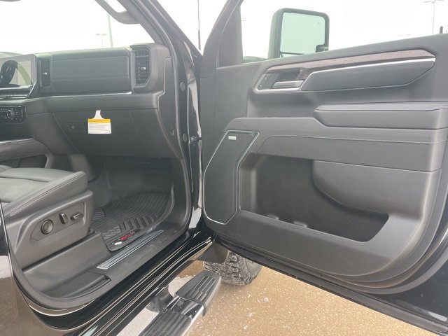 Used 2025 Chevrolet Silverado 3500 LTZ w/ Trail Boss Package image 54