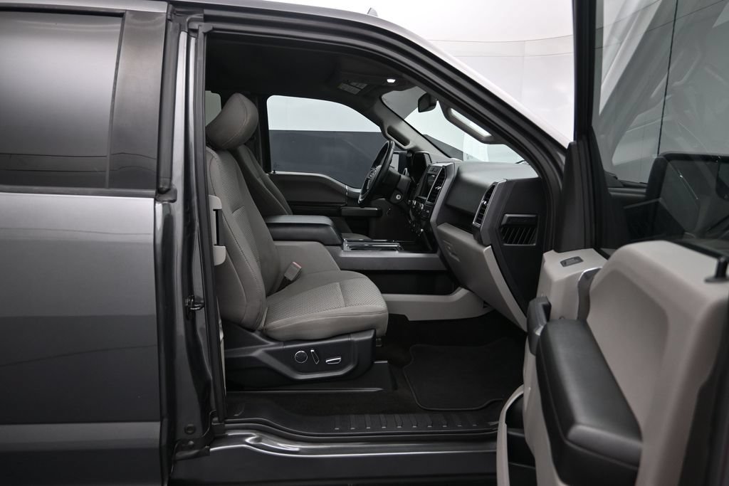 Used 2018 Ford F150 XLT w/ Equipment Group 302A Luxury RWD image 27