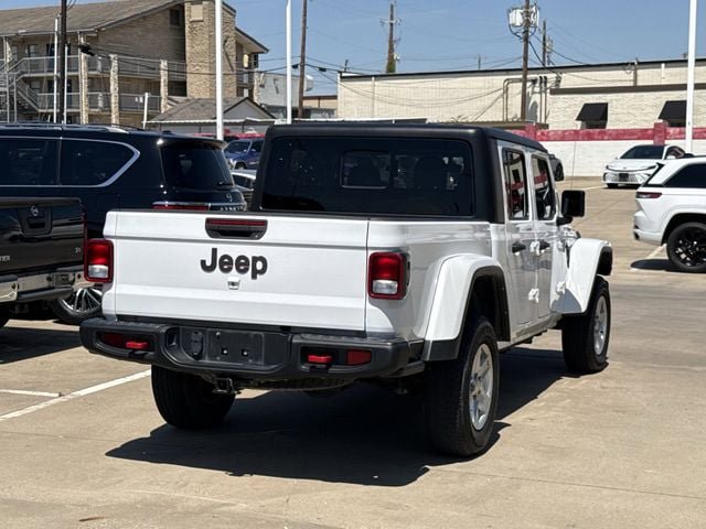 Used 2022 Jeep Gladiator Rubicon AWD/4WD image 4