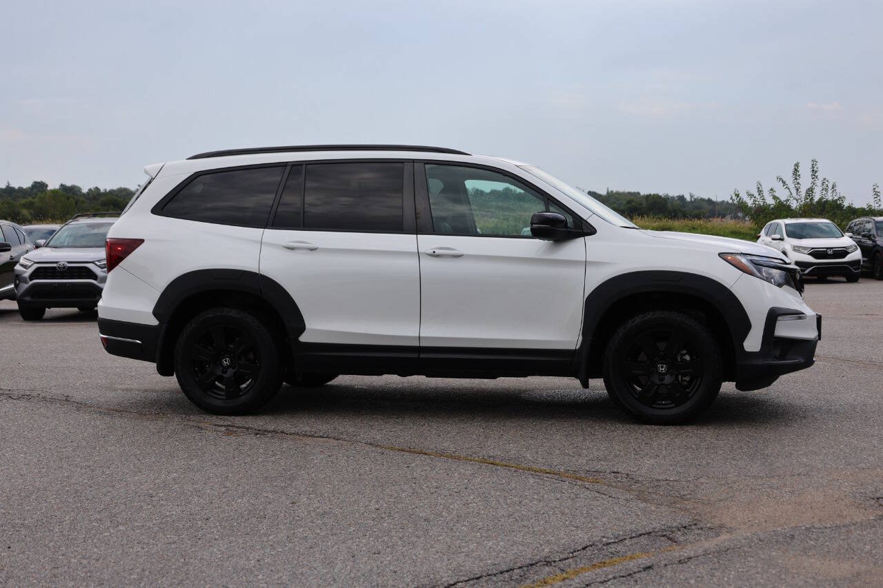 Used 2022 Honda Pilot TrailSport image 7