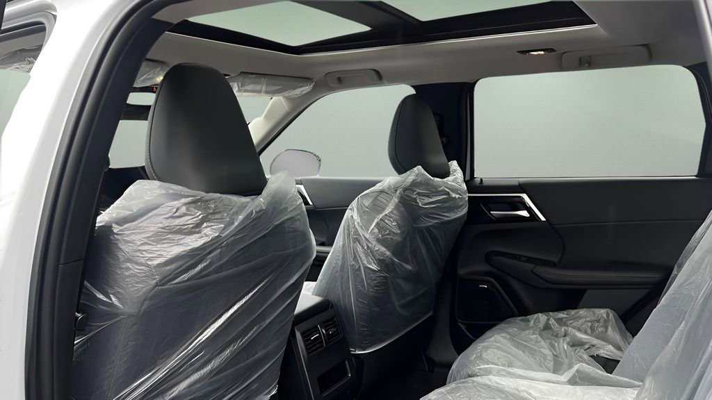 New 2025 Mitsubishi Outlander Trail Edition AWD/4WD image 22