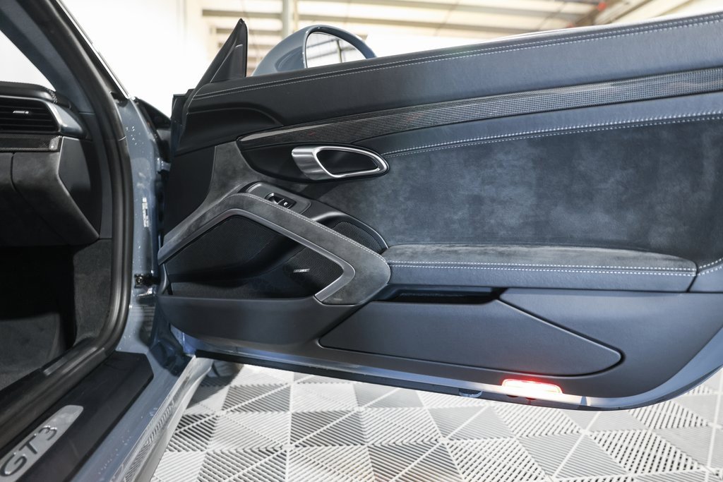 Used 2018 Porsche 911 GT3 w/ Sport Chrono Package image 24