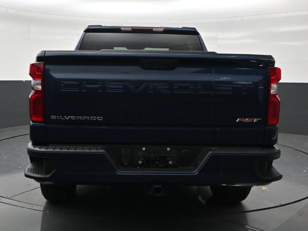 Used 2023 Chevrolet Silverado 1500 RST w/ LPO, Dark Essentials Package RWD image 4