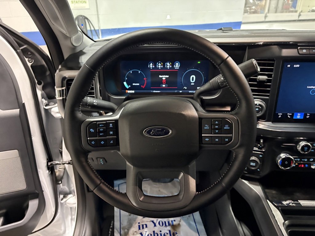 Used 2024 Ford F350 Lariat w/ Lariat Ultimate Package image 14