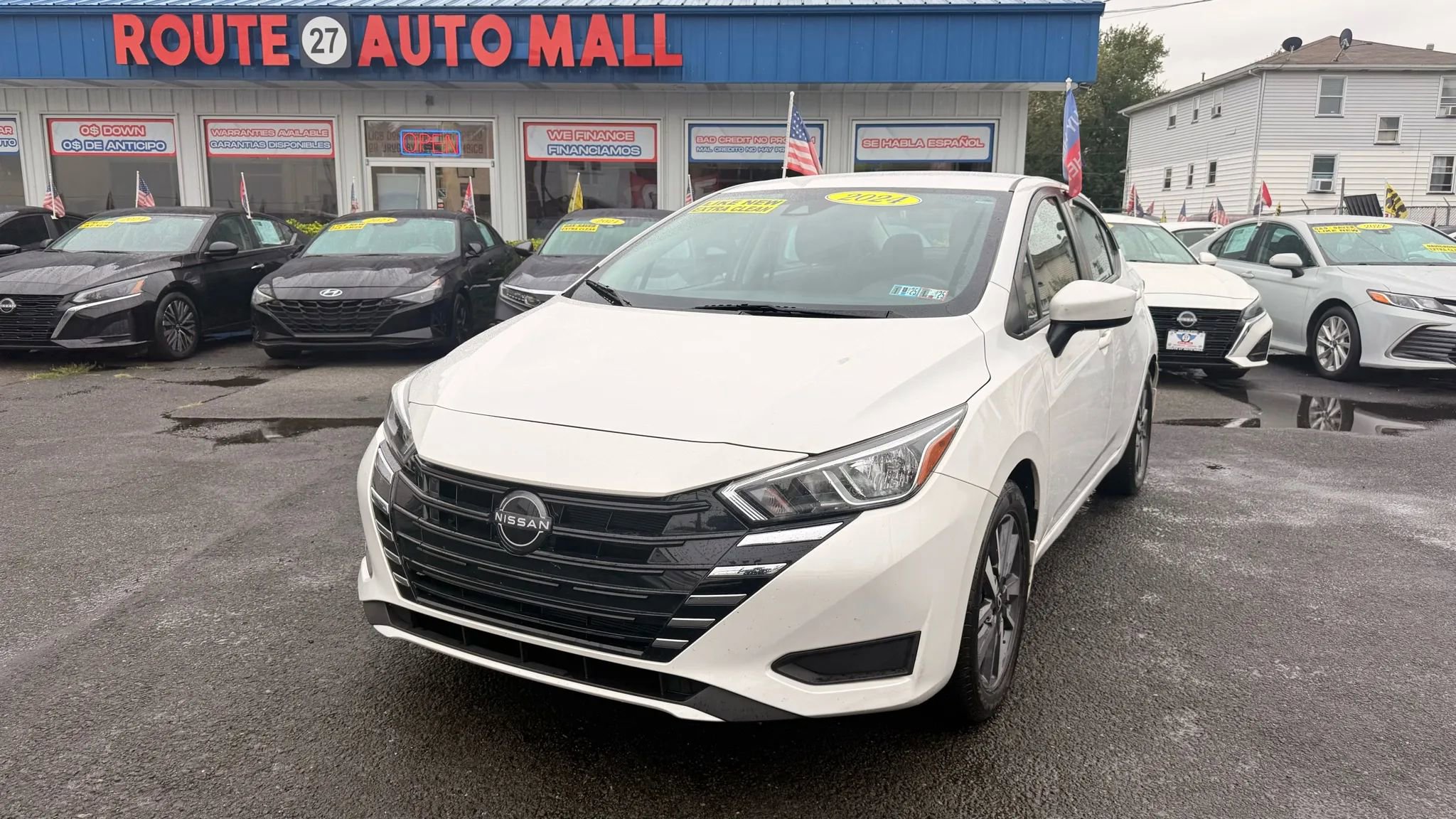 Used 2024 Nissan Versa SV w/ Trunk Package