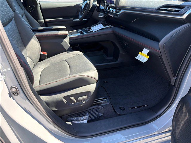 New 2026 Toyota Sienna XSE FWD image 13