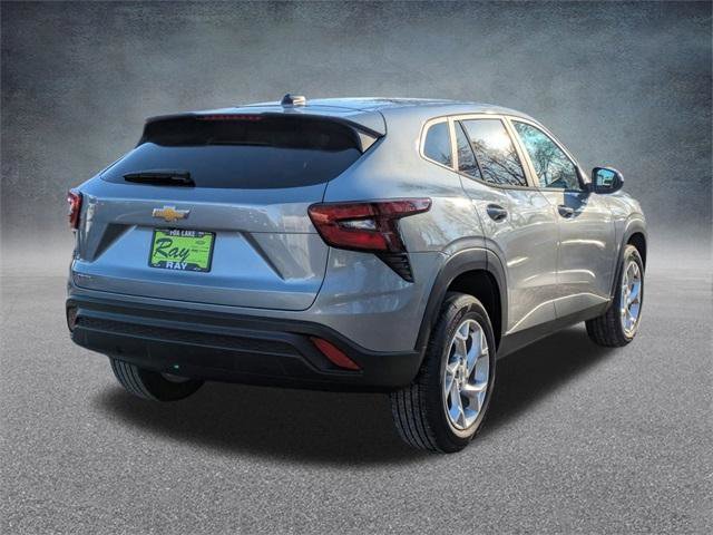 New 2026 Chevrolet Trax LS w/ LS Convenience Package image 4