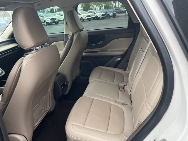 Used 2021 Lincoln Corsair AWD w/ Premium Package image 16