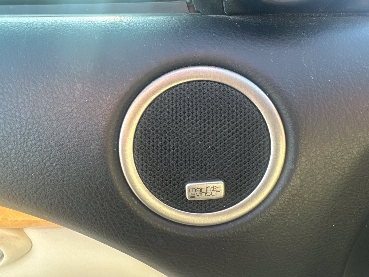 Used 2002 Lexus SC 430 Convertible RWD image 14