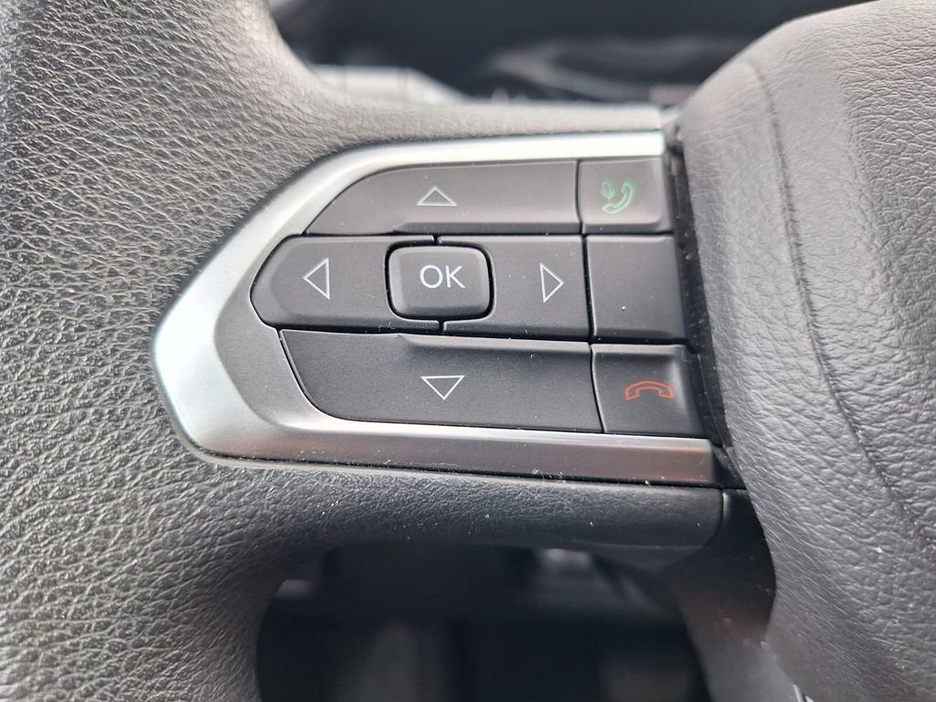 Used 2023 Jeep Compass Sport image 12