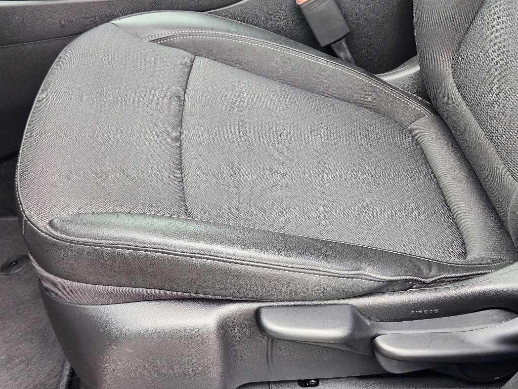 Certified 2025 Buick Encore GX Preferred image 24