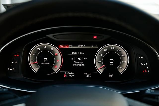 Used 2025 Audi Q7 3.0T Premium w/ Convenience Package image 32