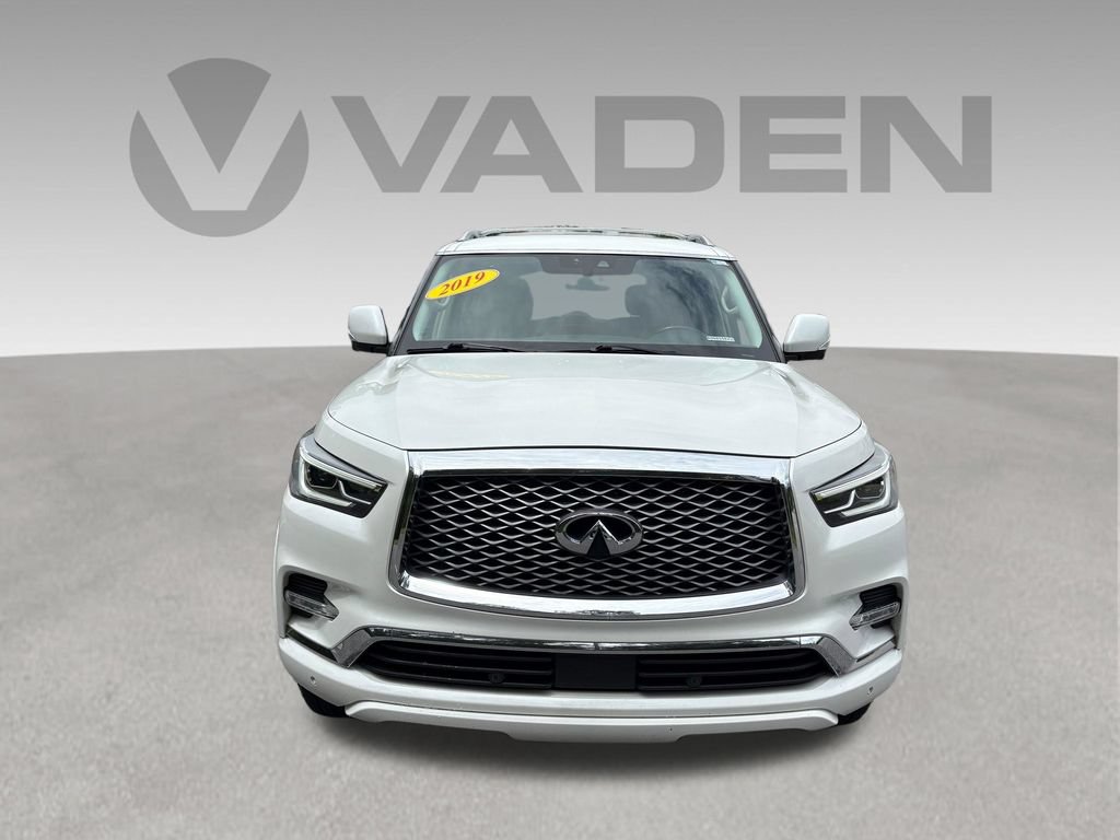 Used 2019 INFINITI QX80 Luxe w/ All-Season Package RWD image 2