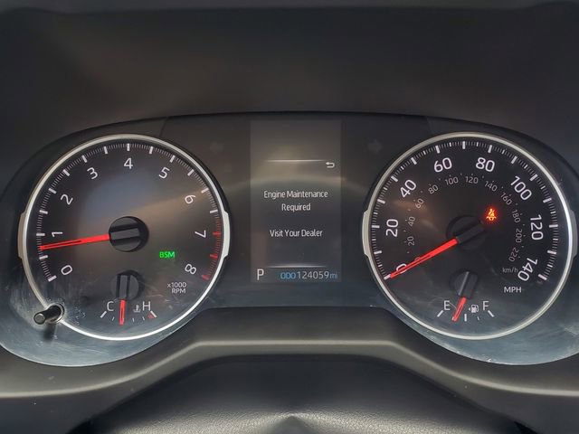 Used 2020 Toyota RAV4 LE image 16