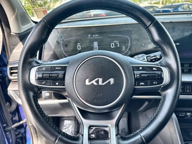 Used 2024 Kia Sportage EX image 23