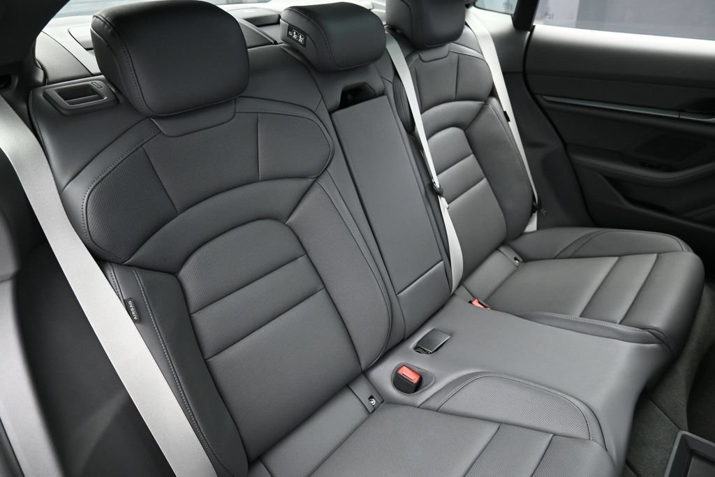 Certified 2026 Porsche Taycan RWD image 26