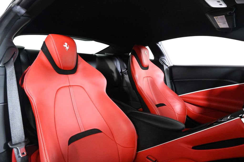 Certified 2023 Ferrari Roma RWD image 4
