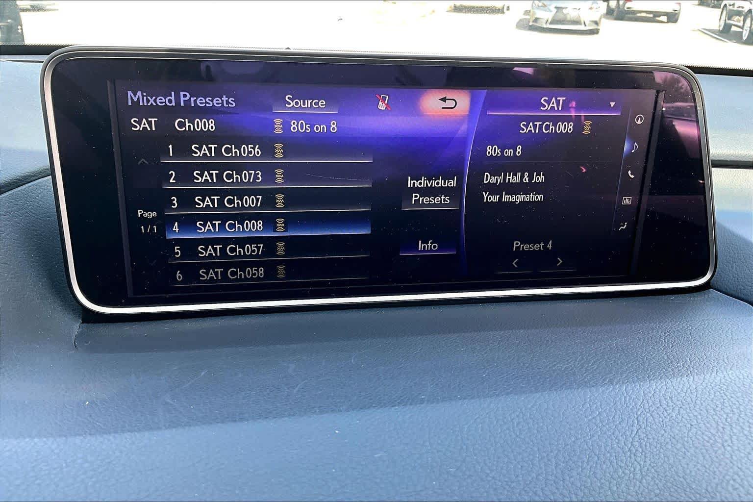 Used 2018 Lexus RX 350 FWD w/ Premium Package image 31
