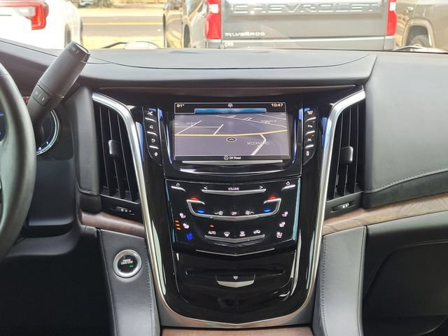 Used 2016 Cadillac Escalade Premium AWD/4WD image 13