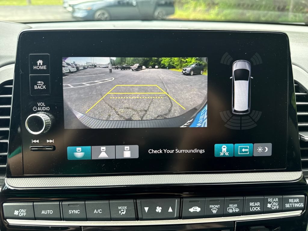 Used 2025 Honda Odyssey Touring image 21