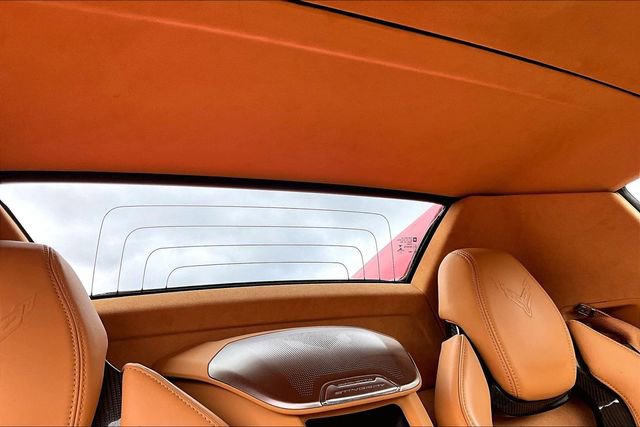 Used 2021 Chevrolet Corvette Stingray Premium Conv w/ Z51 Performance Package image 18