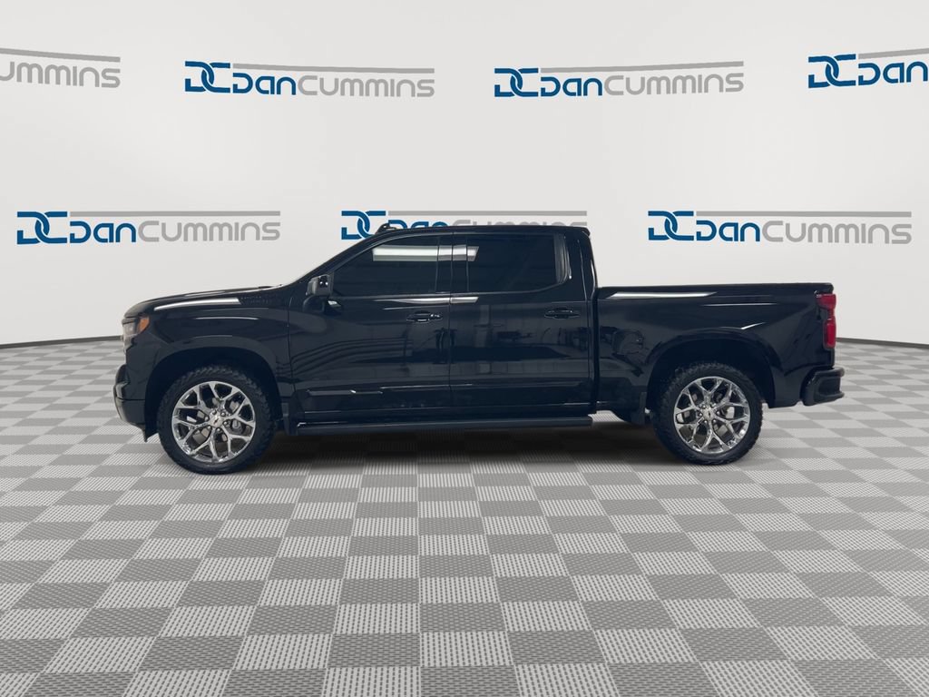 Used 2024 Chevrolet Silverado 1500 High Country w/ Midnight Edition AWD/4WD image 5