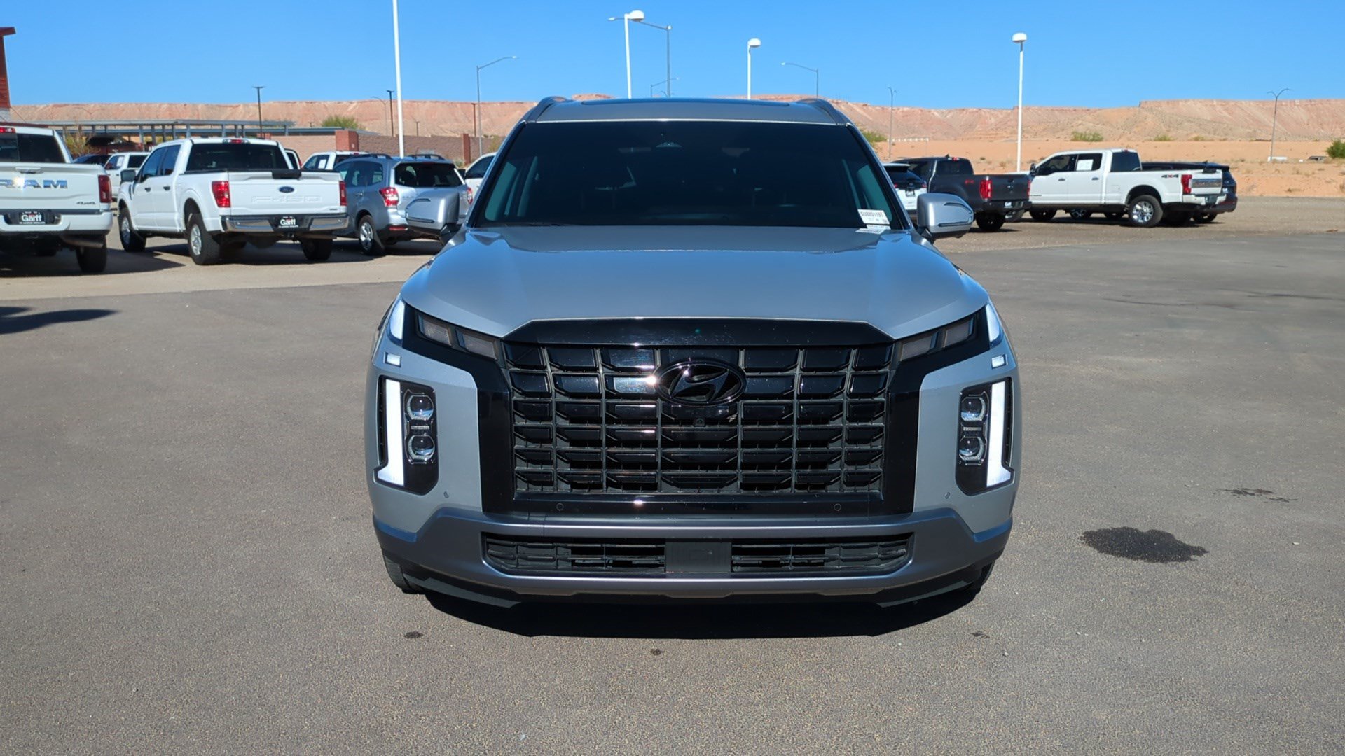 Used 2025 Hyundai Palisade Limited AWD/4WD image 8