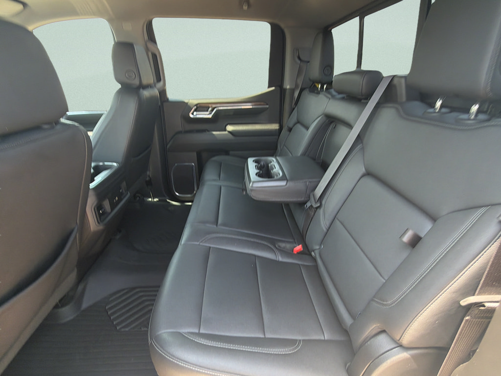 Used 2024 Chevrolet Silverado 1500 LT Trail Boss w/ Convenience Package II AWD/4WD image 13