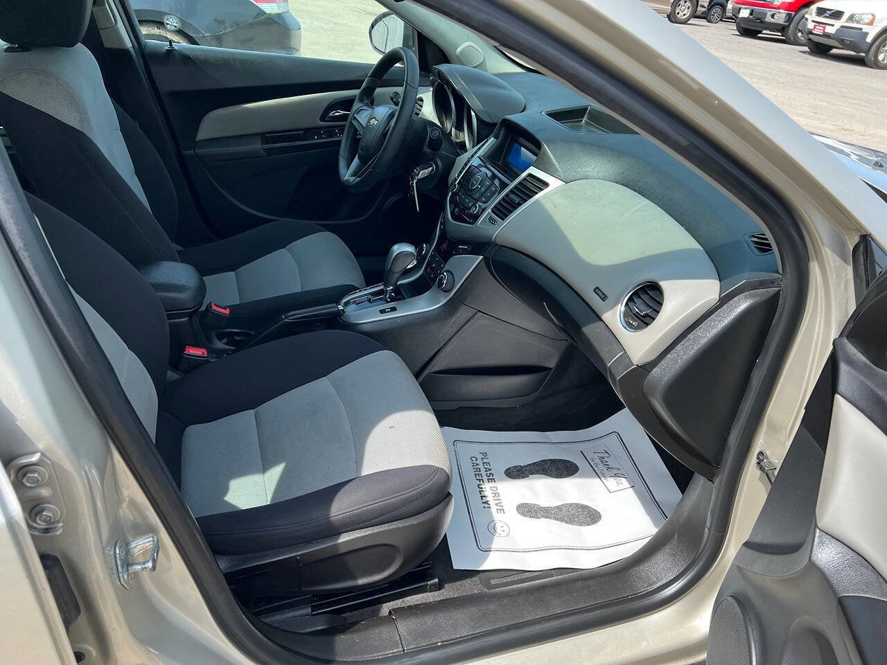 Used 2013 Chevrolet Cruze LS FWD image 5