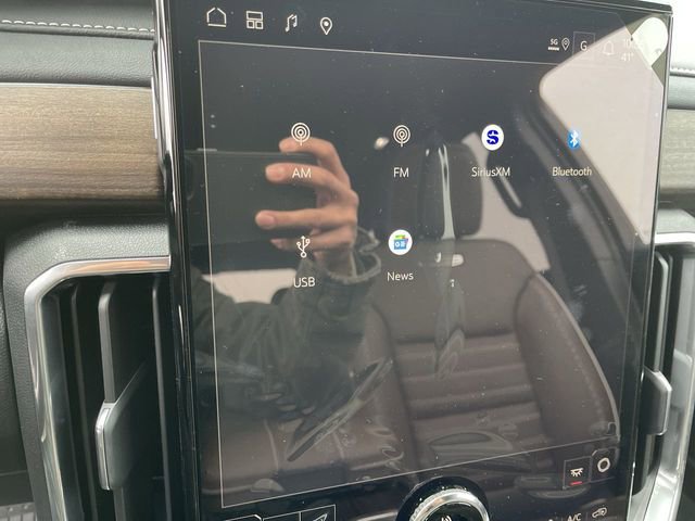 New 2026 GMC Acadia Denali Ultimate w/ LPO, Floor Liner Package image 16