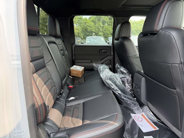 New 2026 Nissan Frontier PRO-4X w/ Pro Premium Package AWD/4WD image 11